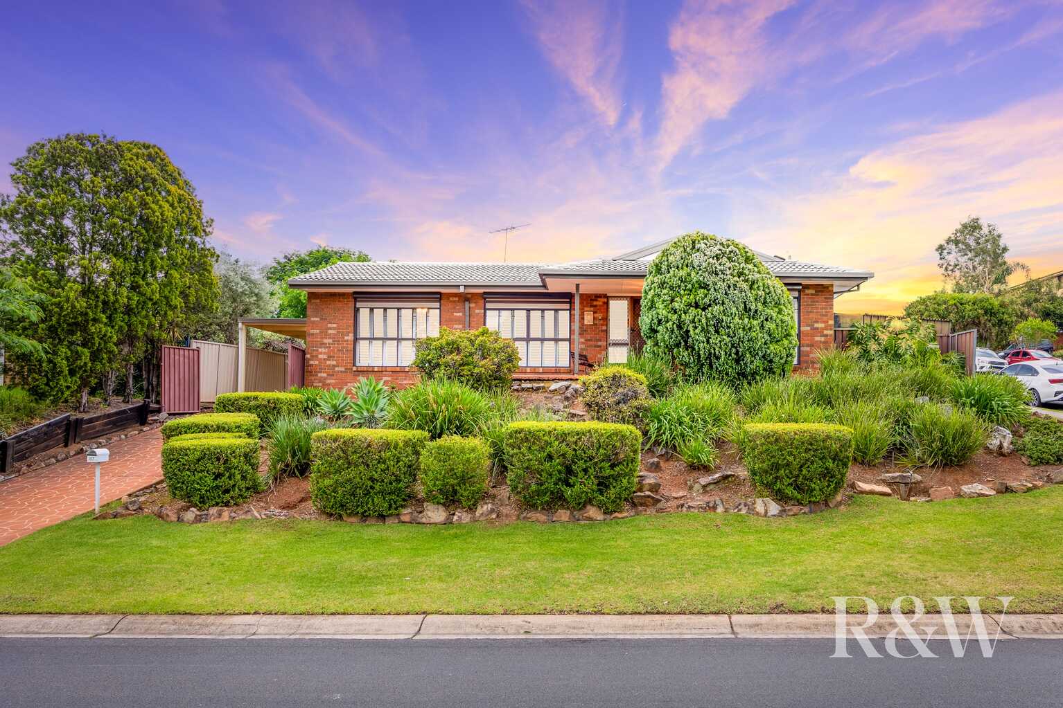 87 DONALBAIN CIRCUIT Rosemeadow