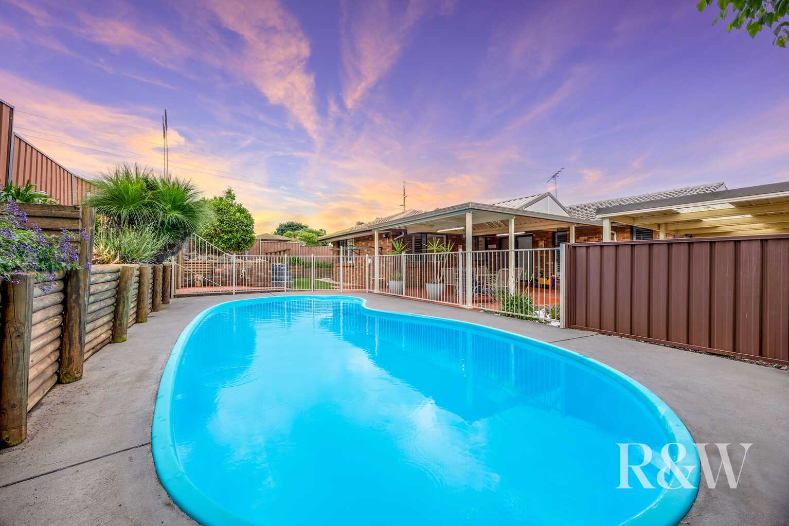 87 DONALBAIN CIRCUIT Rosemeadow