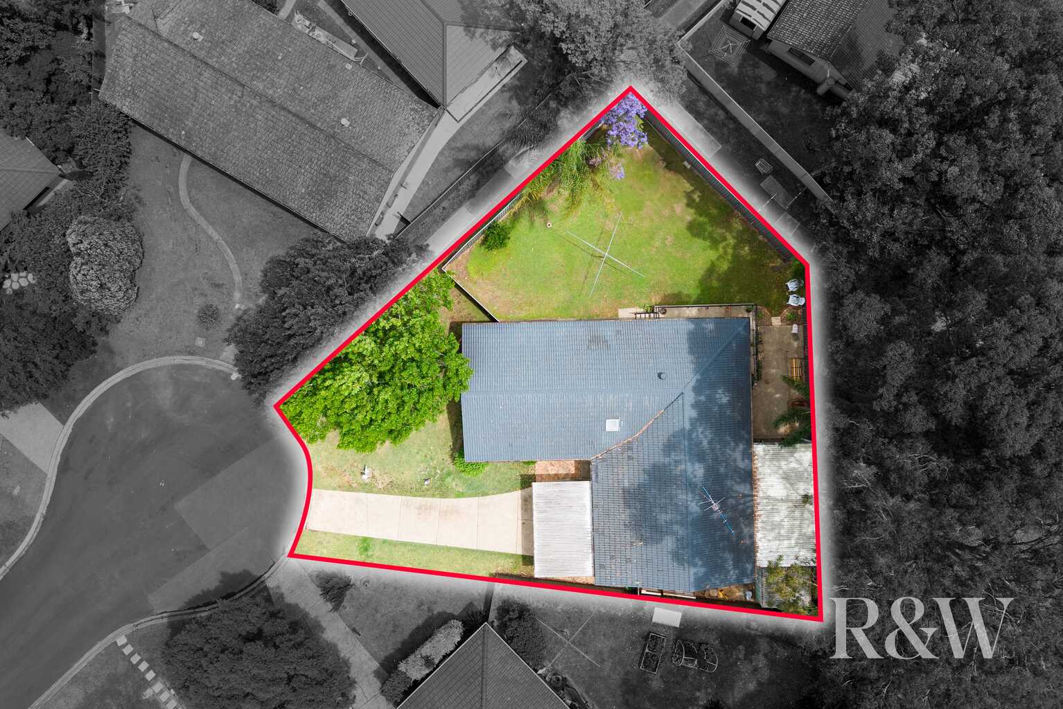 8 SWALLOW PLACE Ingleburn 8 SWALLOW PLACE Ingleburn