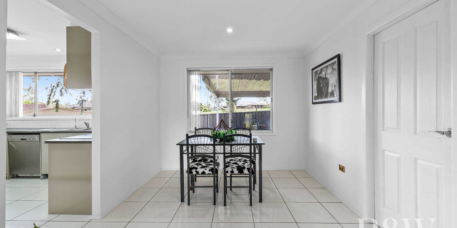 8 SWALLOW PLACE Ingleburn 8 SWALLOW PLACE Ingleburn