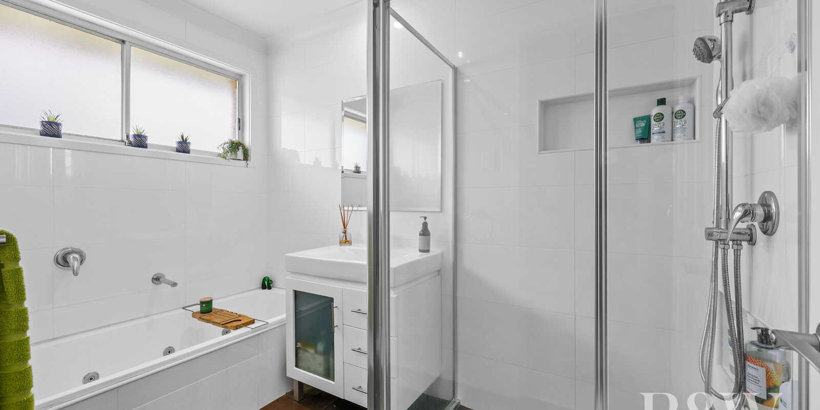 8 SWALLOW PLACE Ingleburn 8 SWALLOW PLACE Ingleburn