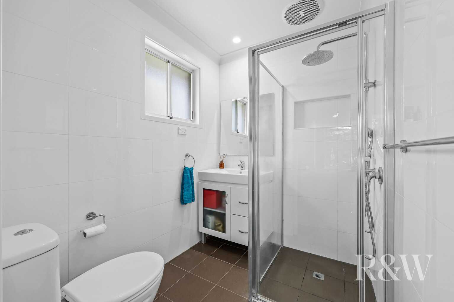 8 SWALLOW PLACE Ingleburn 8 SWALLOW PLACE Ingleburn