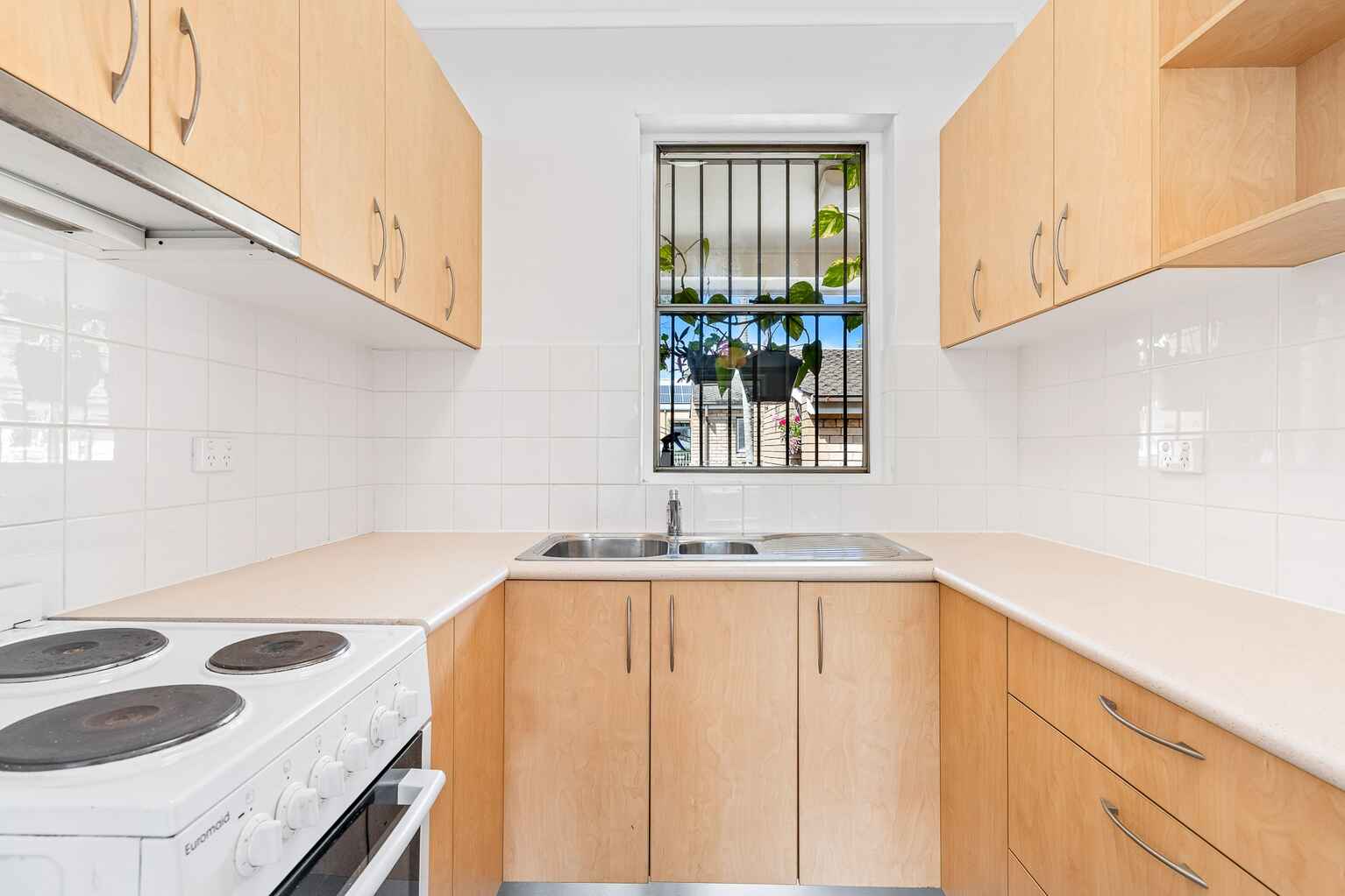 23/9-17 Newton Street Alexandria