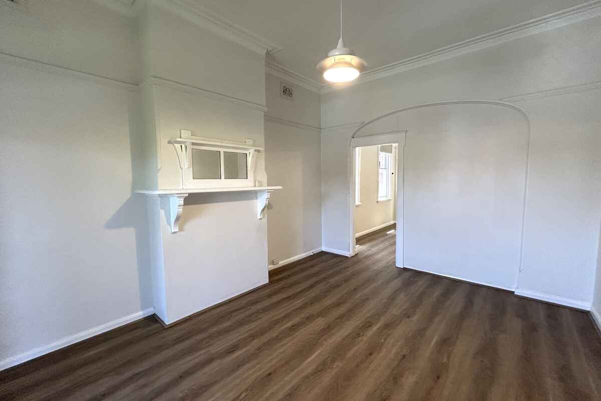 2/99 Ewart Street Dulwich Hill