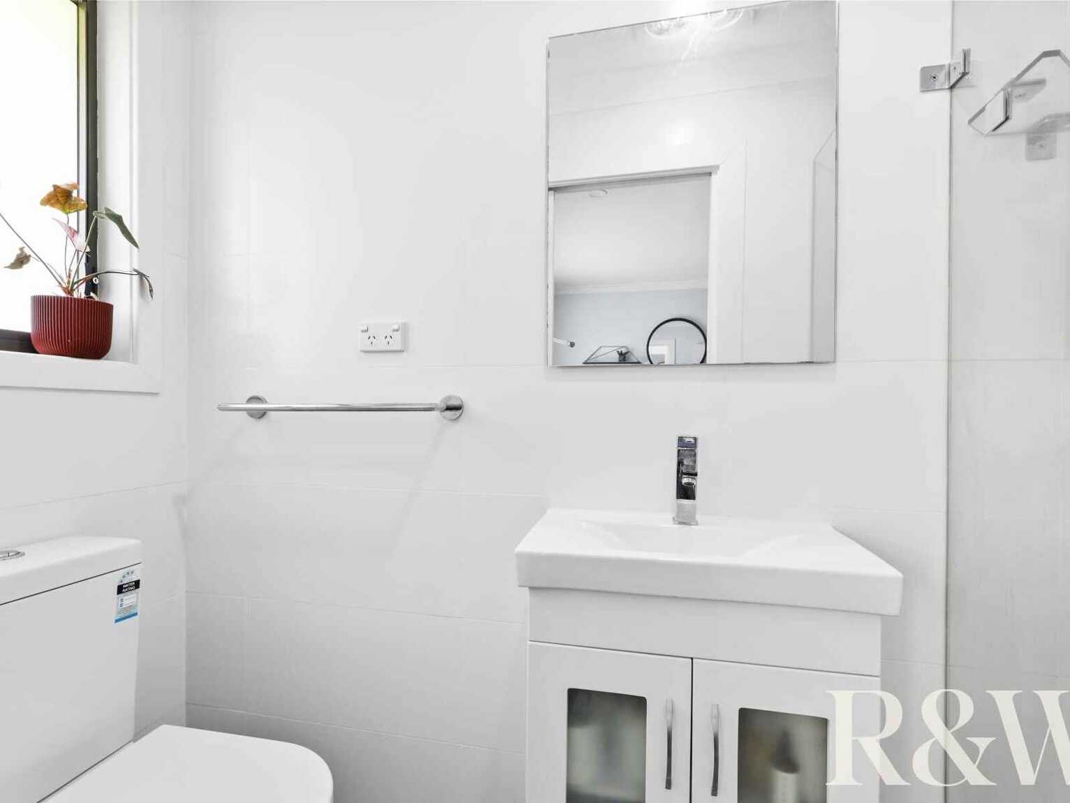 53 Shadlow Crescent St Clair 53 Shadlow Crescent St Clair