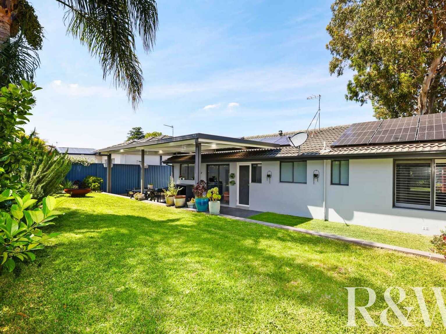 53 Shadlow Crescent St Clair 53 Shadlow Crescent St Clair