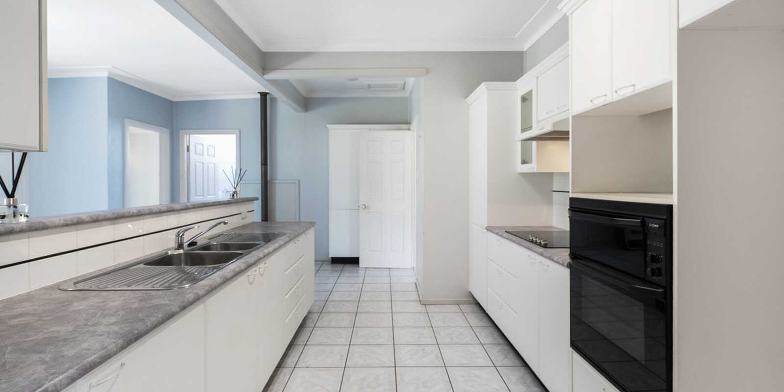 3 Kirkdale Drive Kotara South