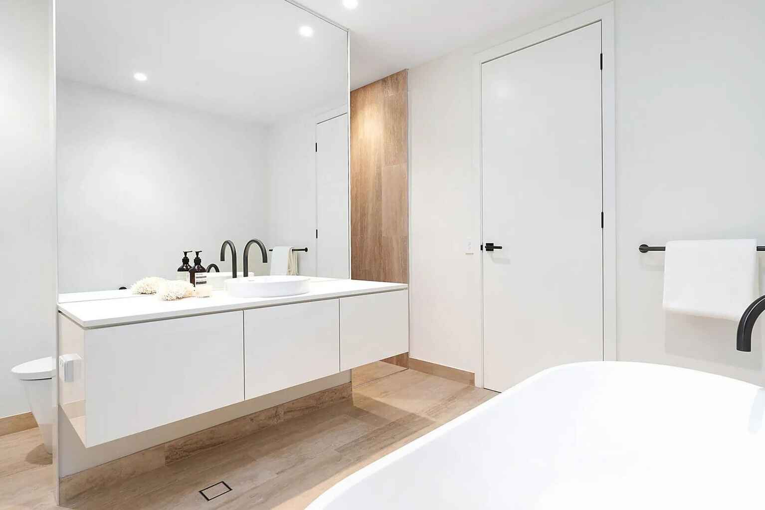 18/2 Brushbox Court Chapel Hill