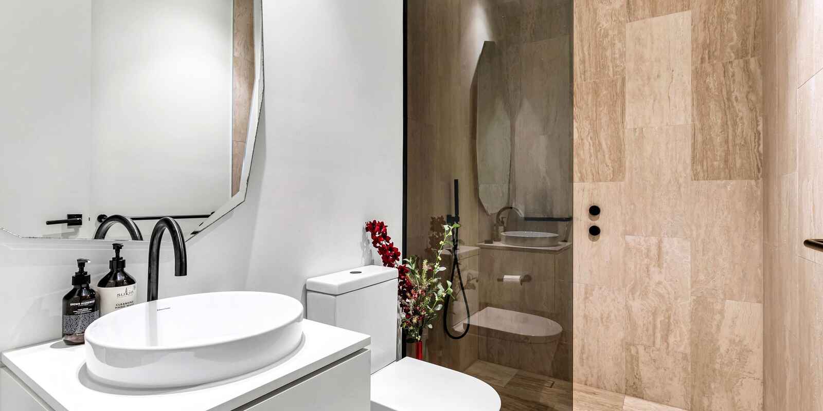 18/2 Brushbox Court Chapel Hill