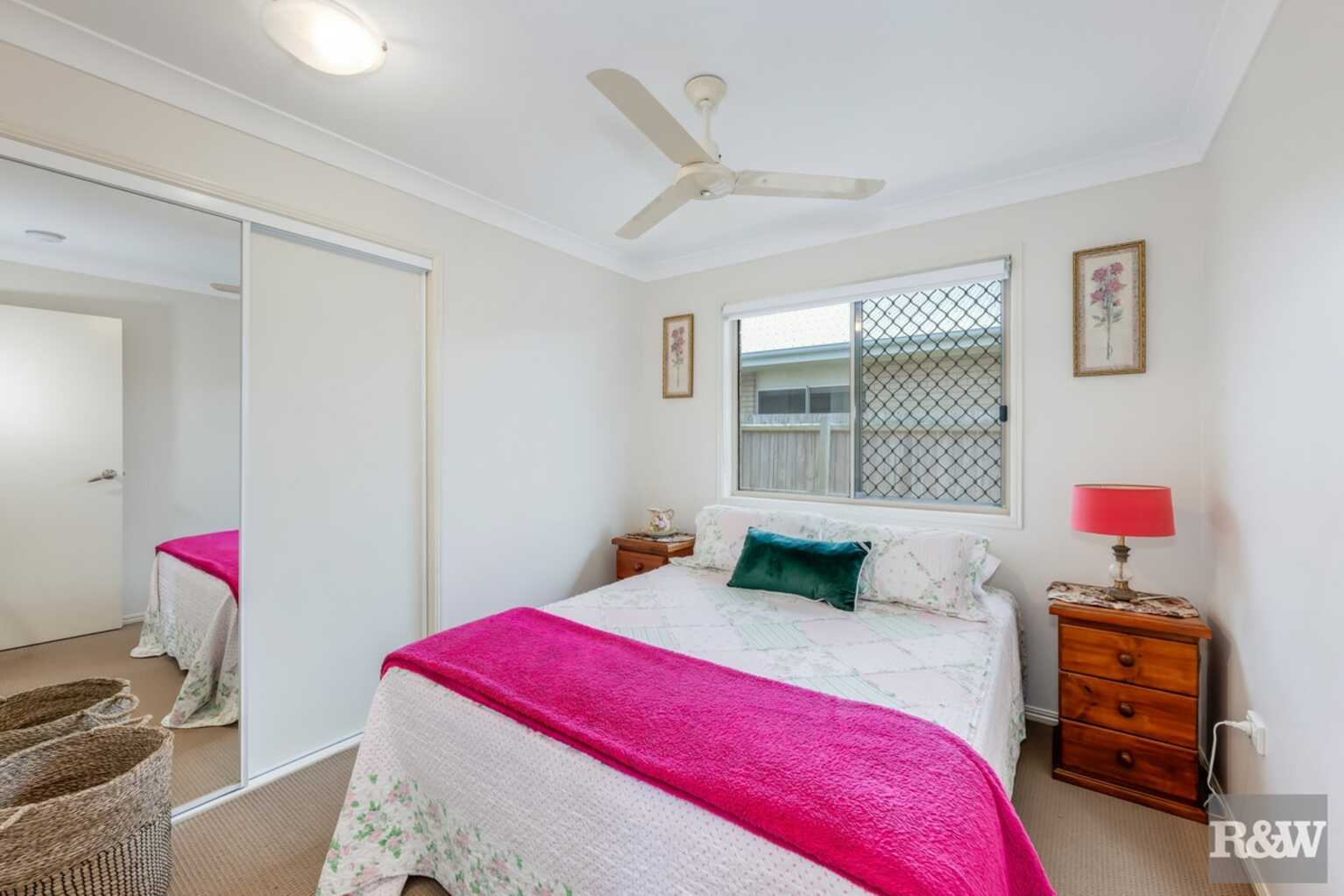 3 McCallum Close Coral Cove 3 McCallum Close Coral Cove