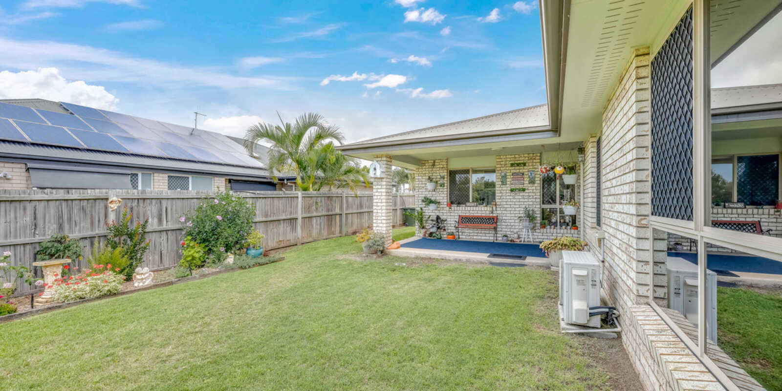 3 McCallum Close Coral Cove 3 McCallum Close Coral Cove