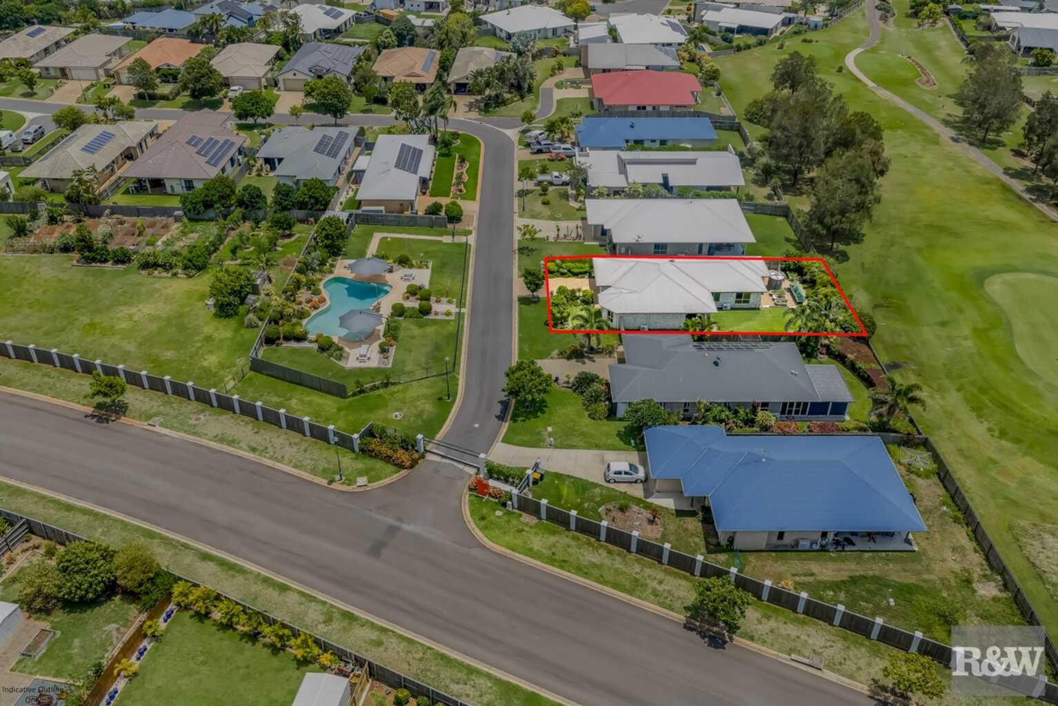 3 McCallum Close Coral Cove 3 McCallum Close Coral Cove