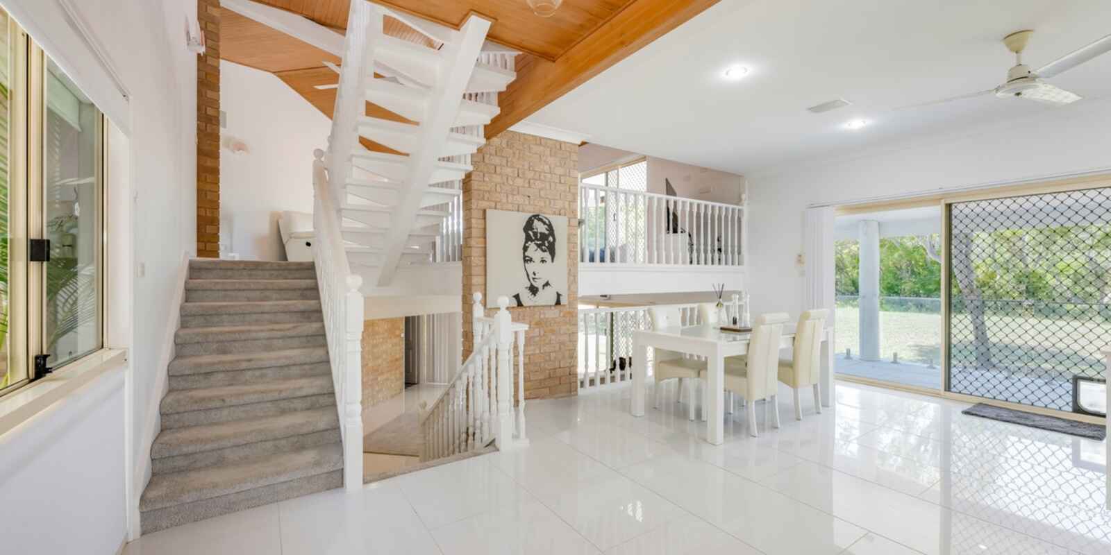 78 Sylvan Drive Moore Park Beach