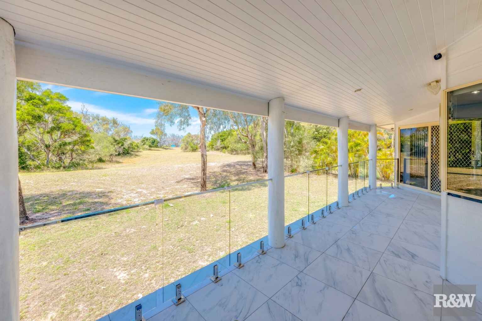 78 Sylvan Drive Moore Park Beach