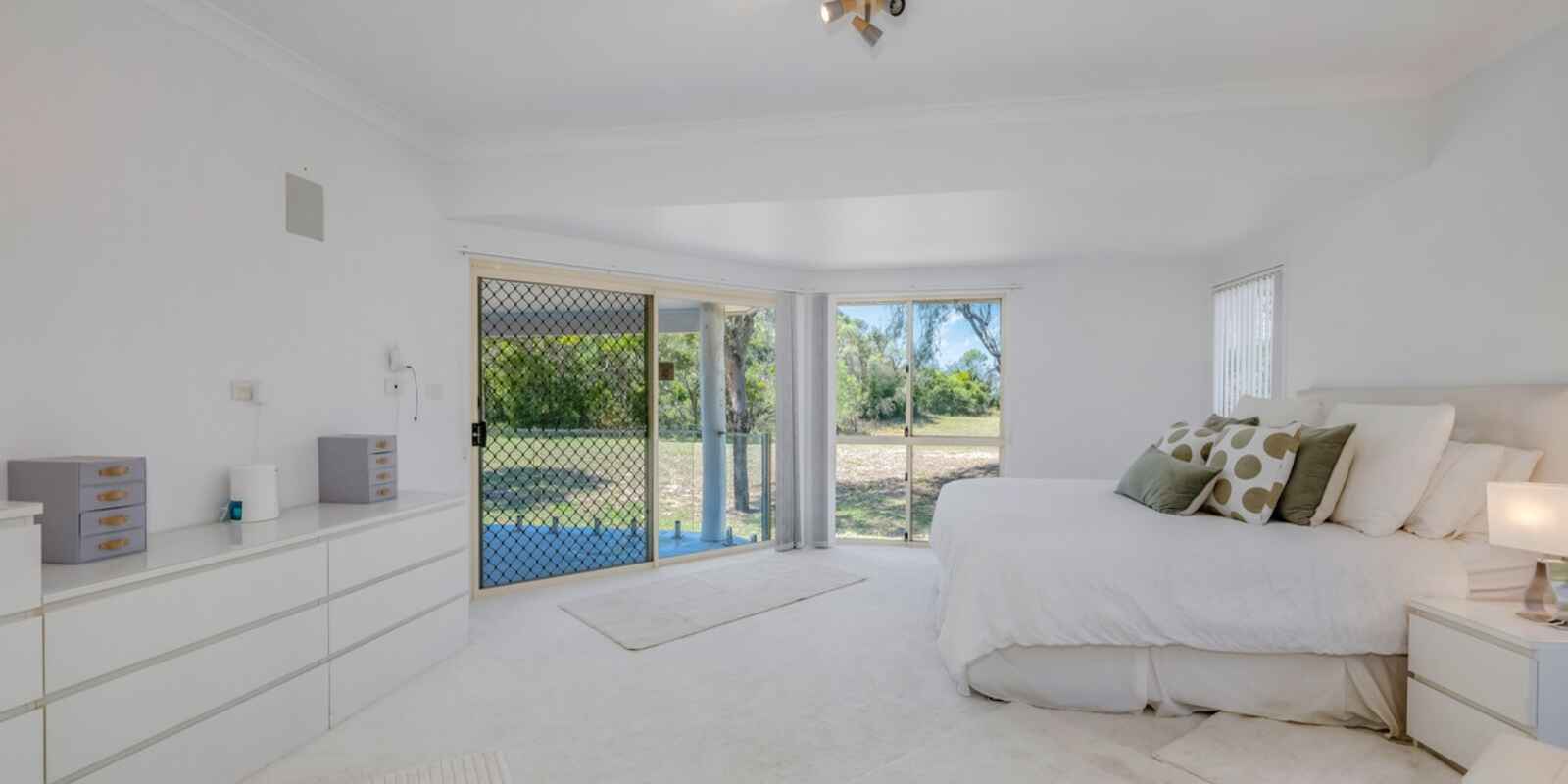 78 Sylvan Drive Moore Park Beach