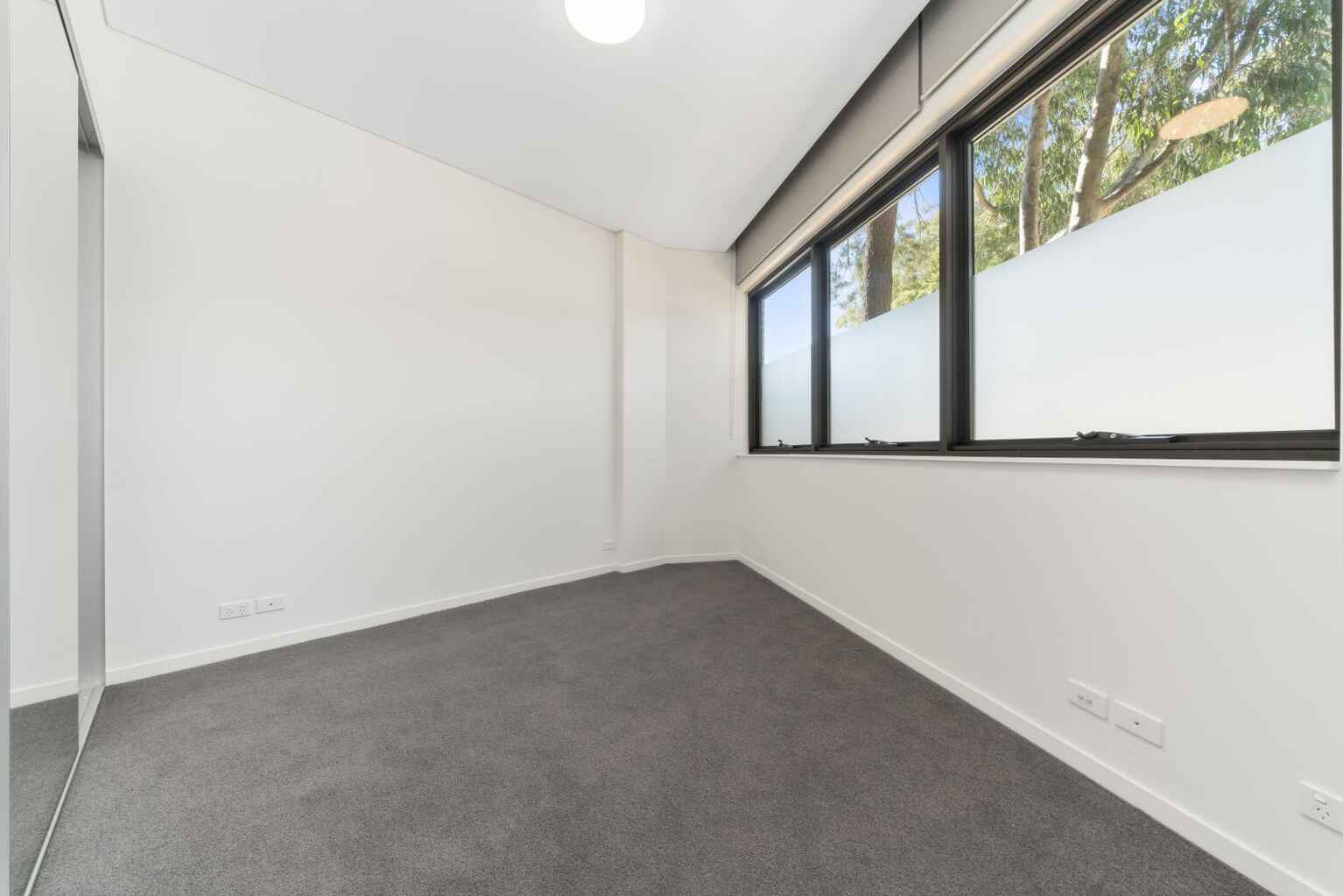 G09/10-20 McEvoy Street Waterloo