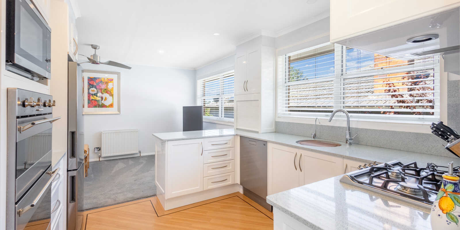 92 Govetts Leap Road Blackheath 92 Govetts Leap Road Blackheath