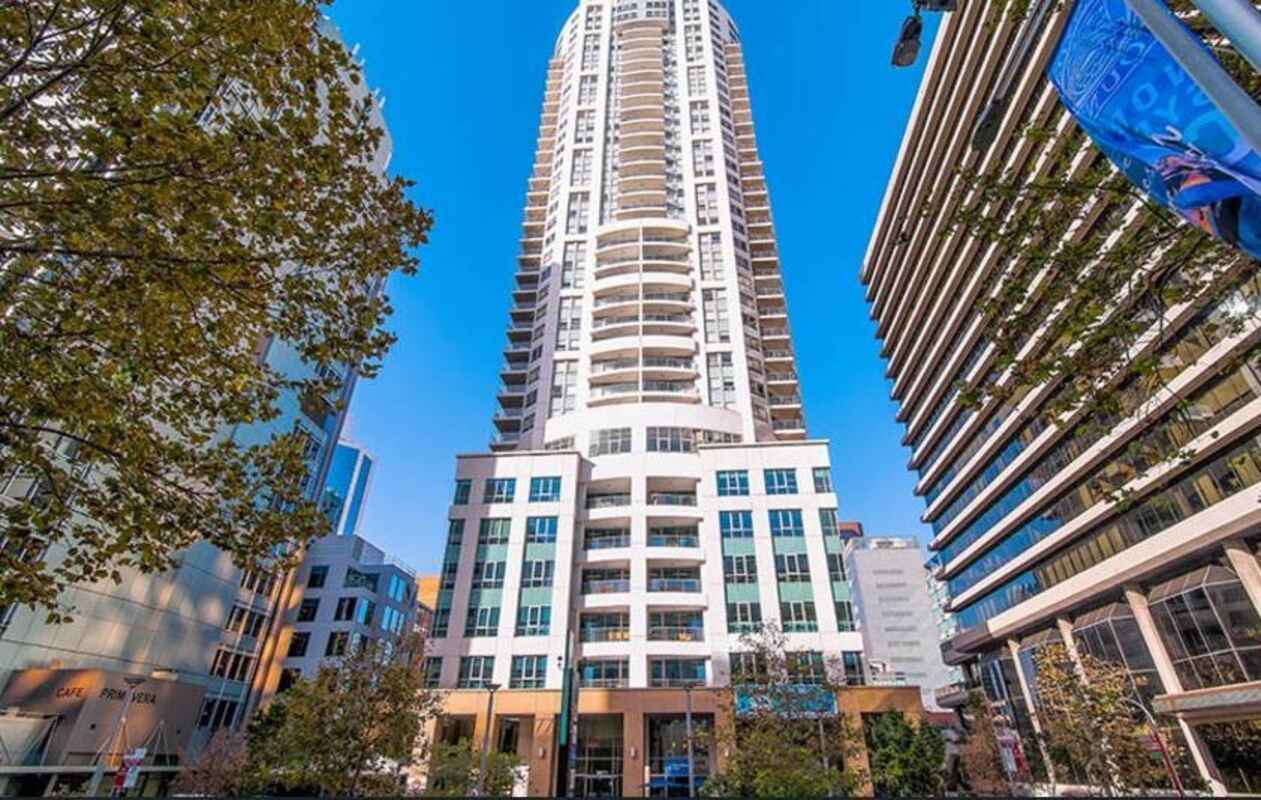 1607/79-81 Berry Street North Sydney