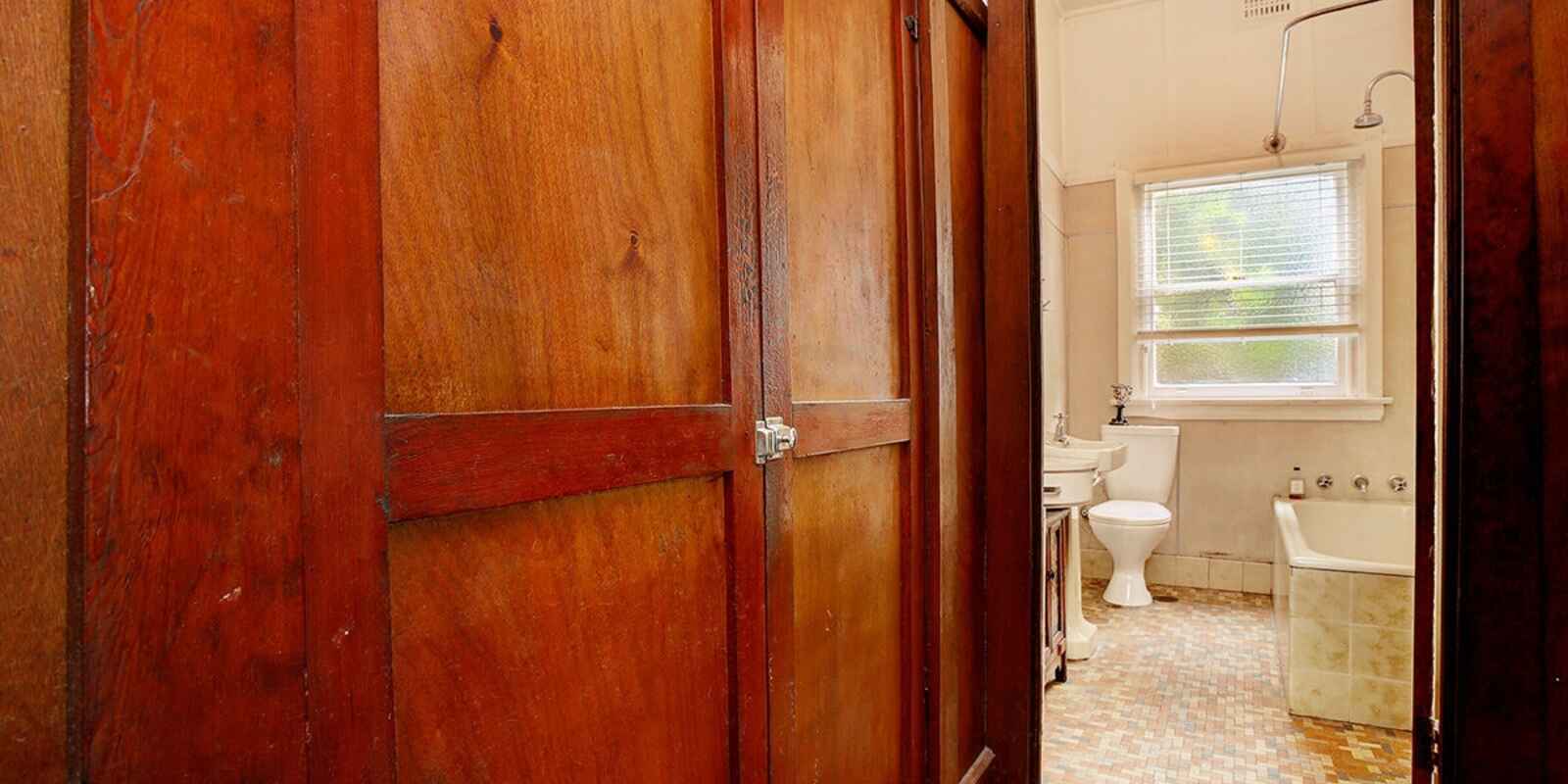 561-565 & 567 Argyle Street Moss Vale 561-565 & 567 Argyle Street Moss Vale