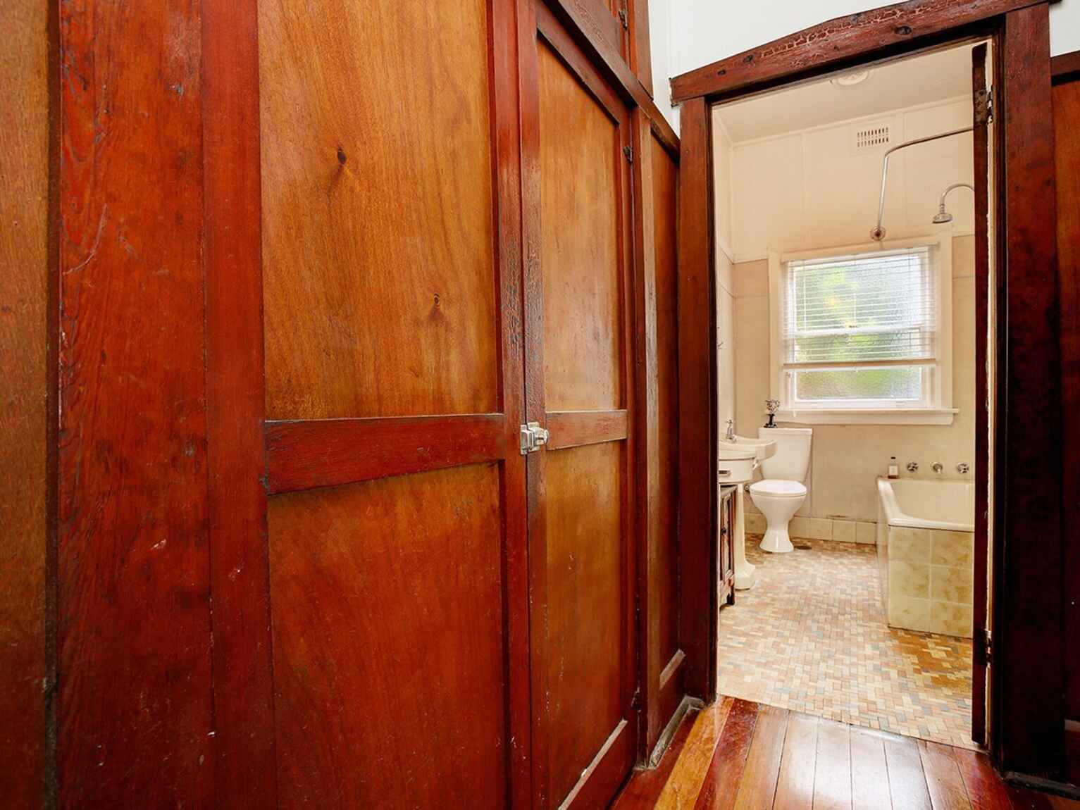 561-565 & 567 Argyle Street Moss Vale 561-565 & 567 Argyle Street Moss Vale