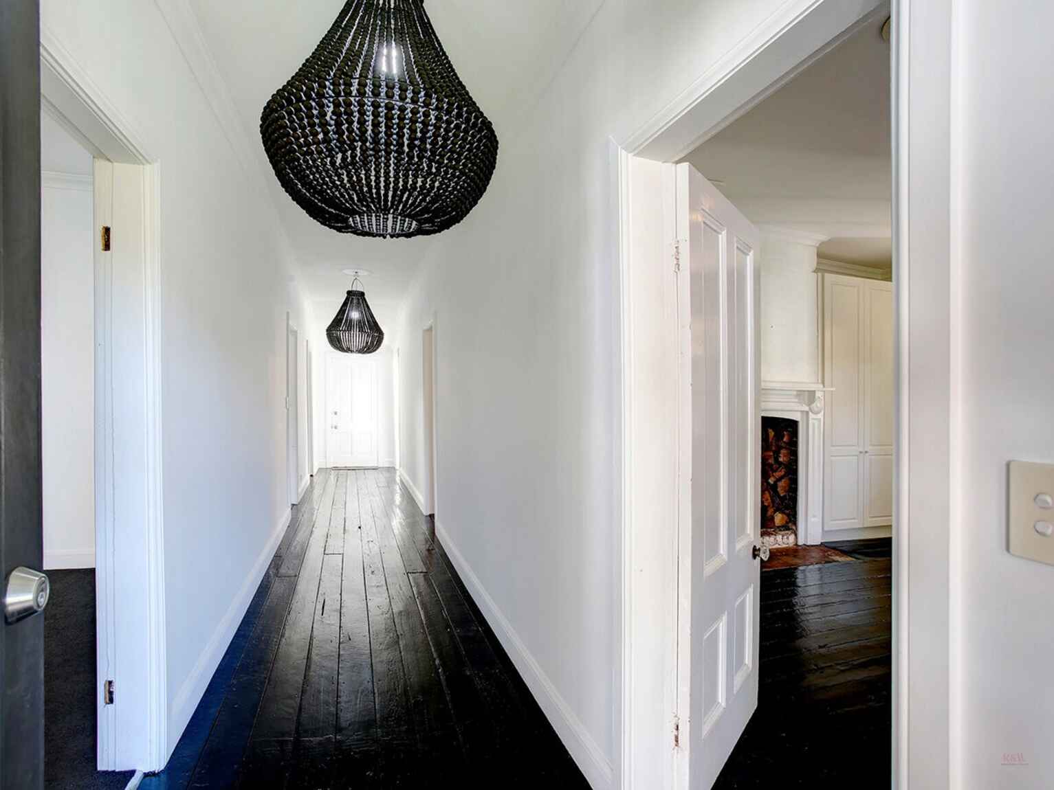 561-565 & 567 Argyle Street Moss Vale 561-565 & 567 Argyle Street Moss Vale