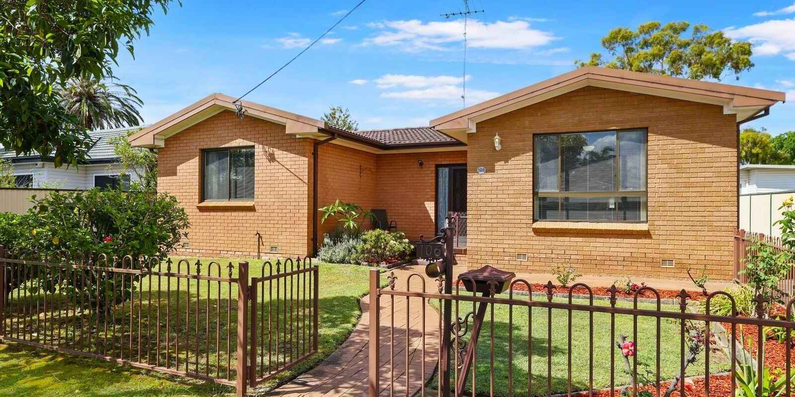 106 Carpenter Street Colyton 106 Carpenter Street Colyton