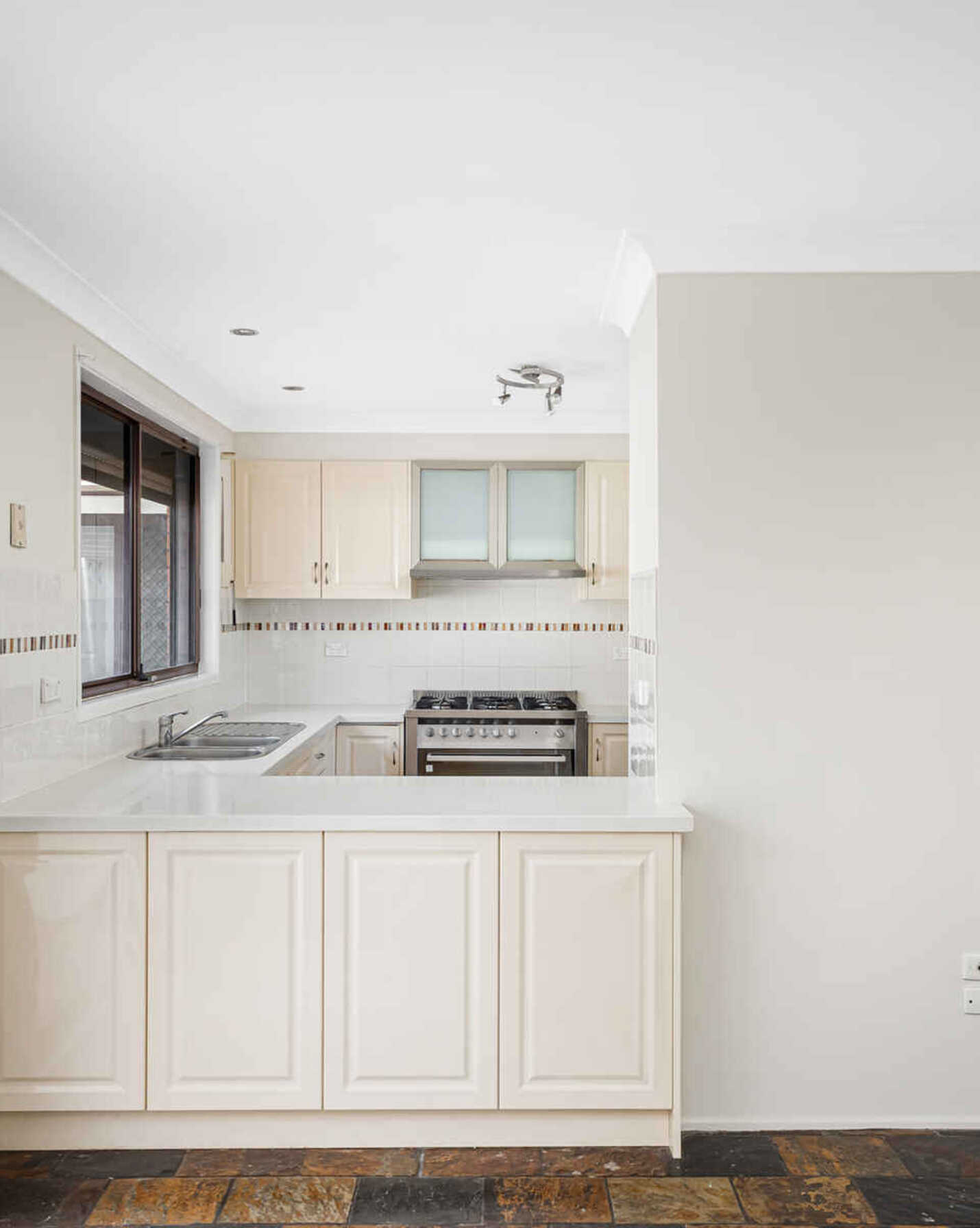 1 Tod Place Minchinbury, Minchinbury - Thumbnail 4