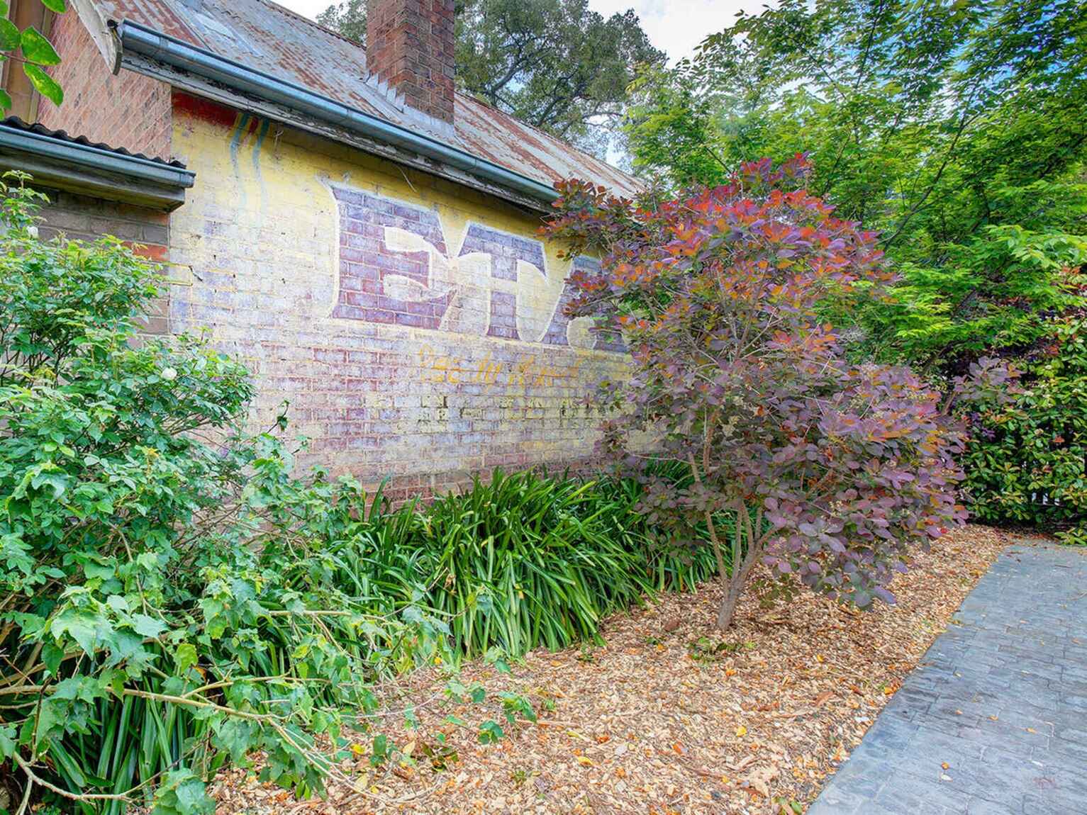 561-565 & 567 Argyle Street Moss Vale