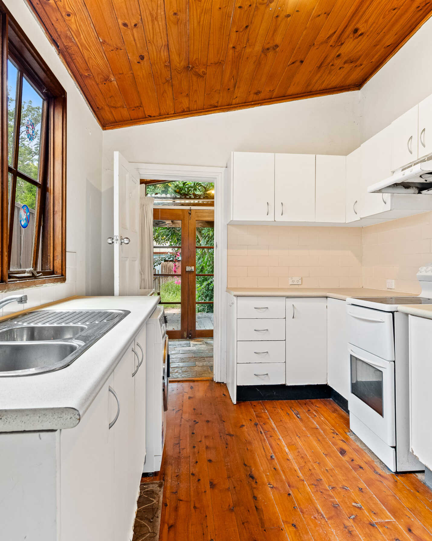 82 Gowrie Street Newtown, Newtown - Thumbnail 5