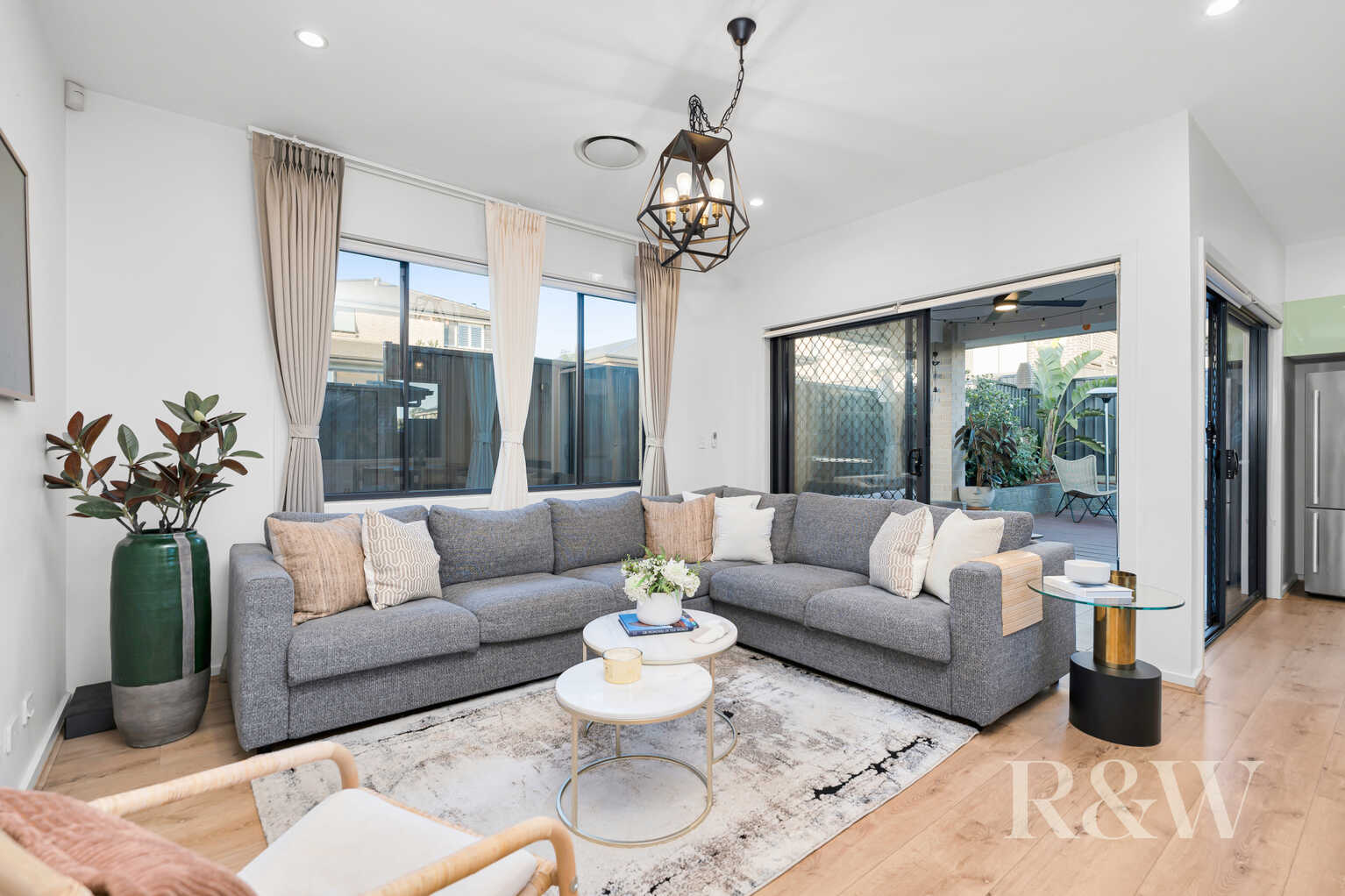 33 LETHBRIDGE ROAD Austral 33 LETHBRIDGE ROAD Austral