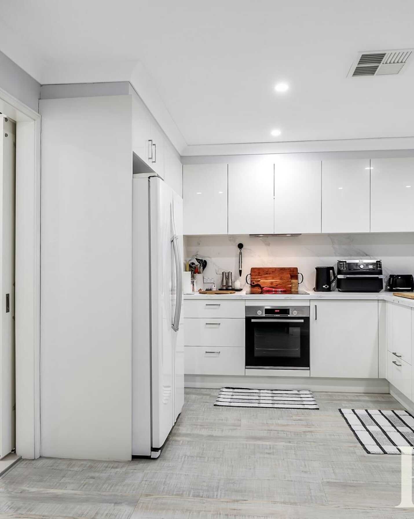 2/236B Jamison Road South Penrith