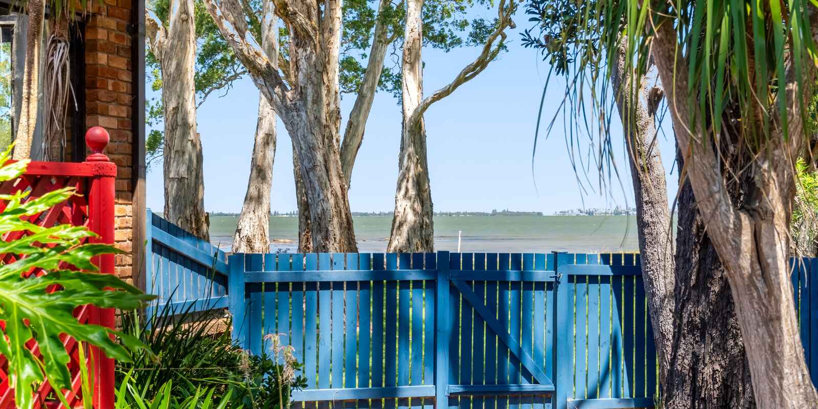 284 Tuggerawong Road Tuggerawong