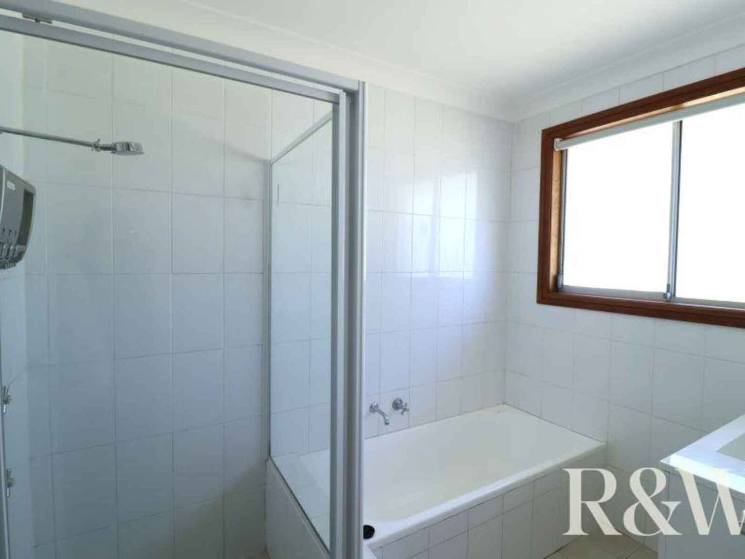 16 Tapi Glen St Clair