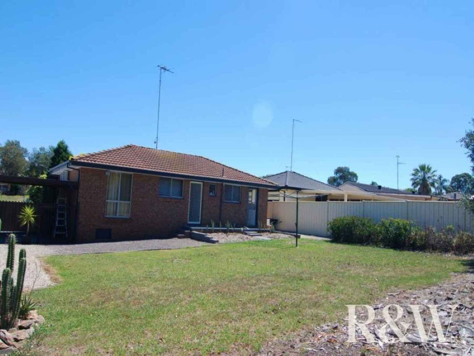 16 Tapi Glen St Clair