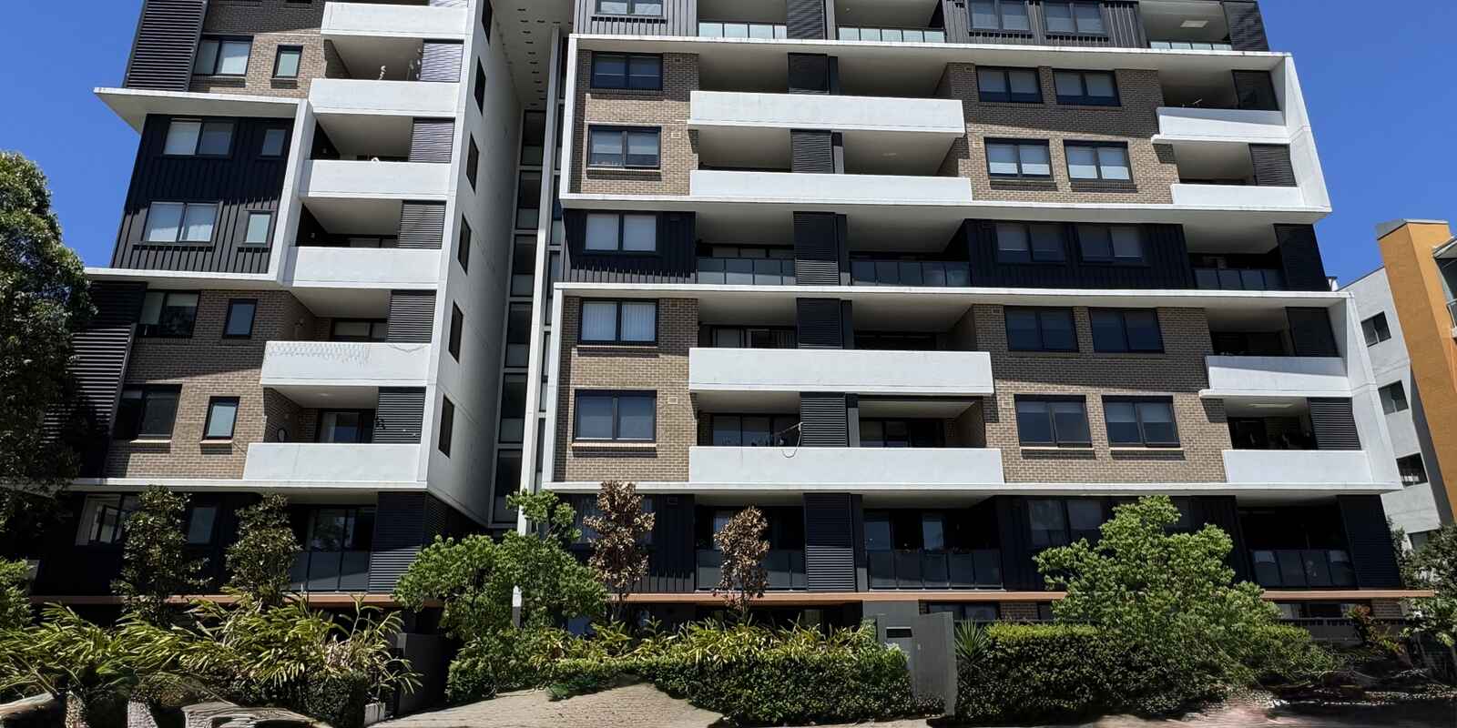 33/1 Bathurst Street, Liverpool