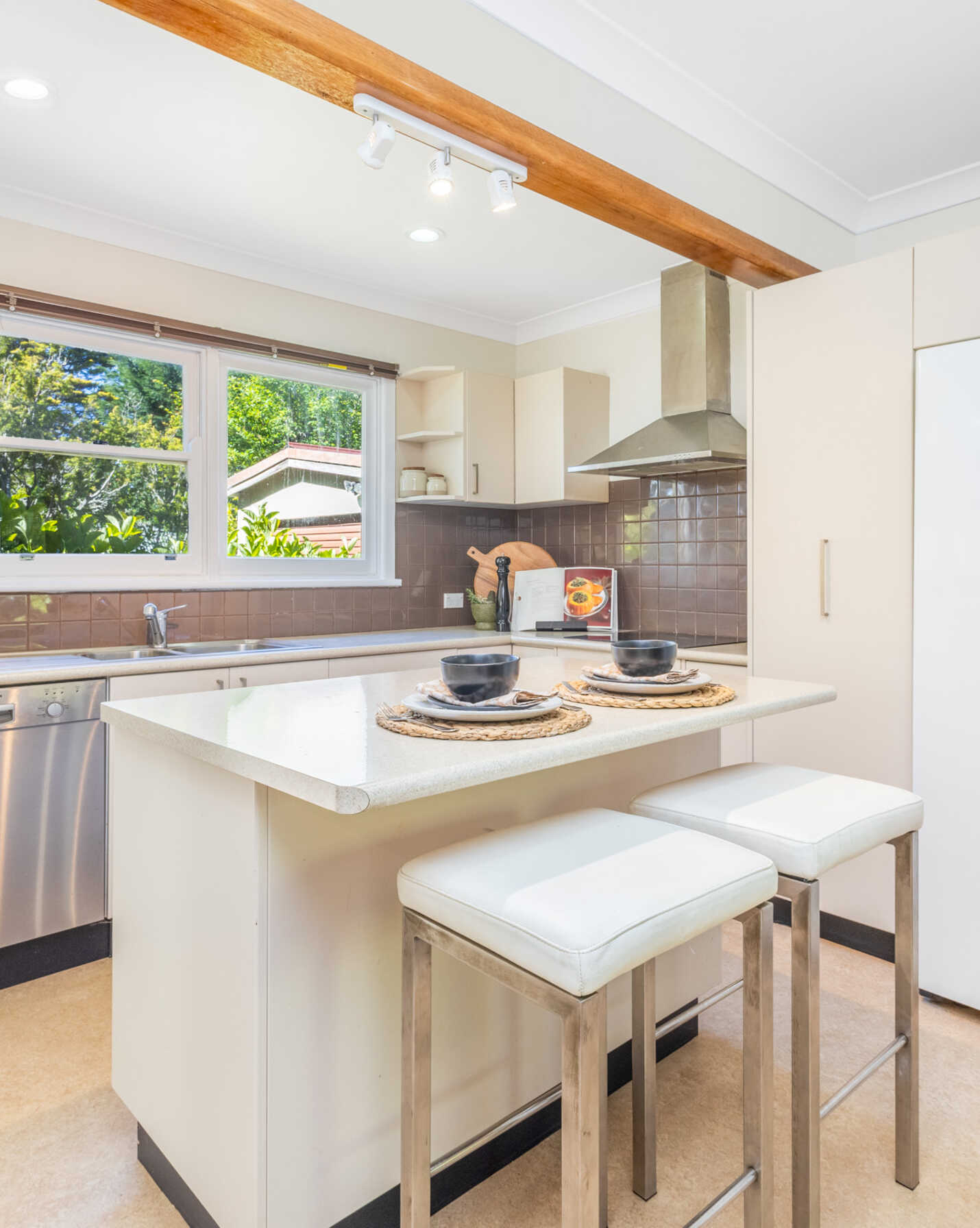 87 Brightlands Avenue Blackheath, Blackheath - Thumbnail 7