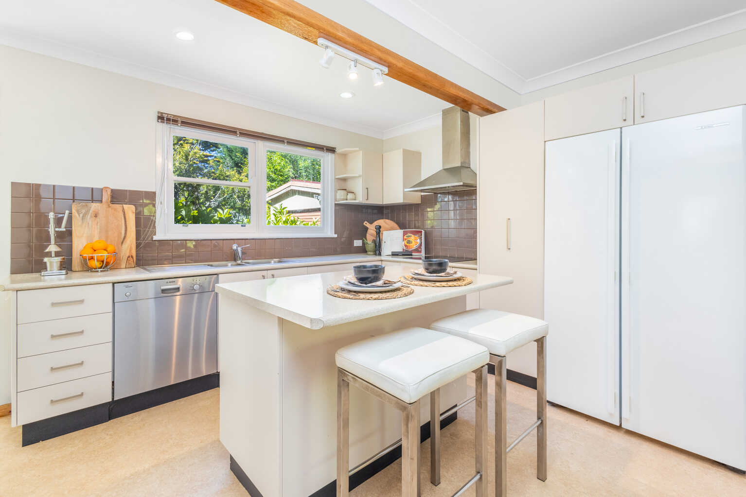 87 Brightlands Avenue Blackheath 87 Brightlands Avenue Blackheath