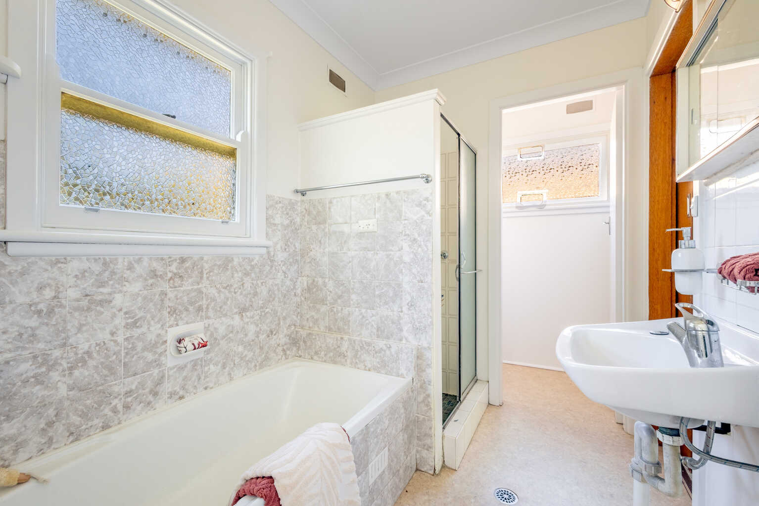 87 Brightlands Avenue Blackheath 87 Brightlands Avenue Blackheath