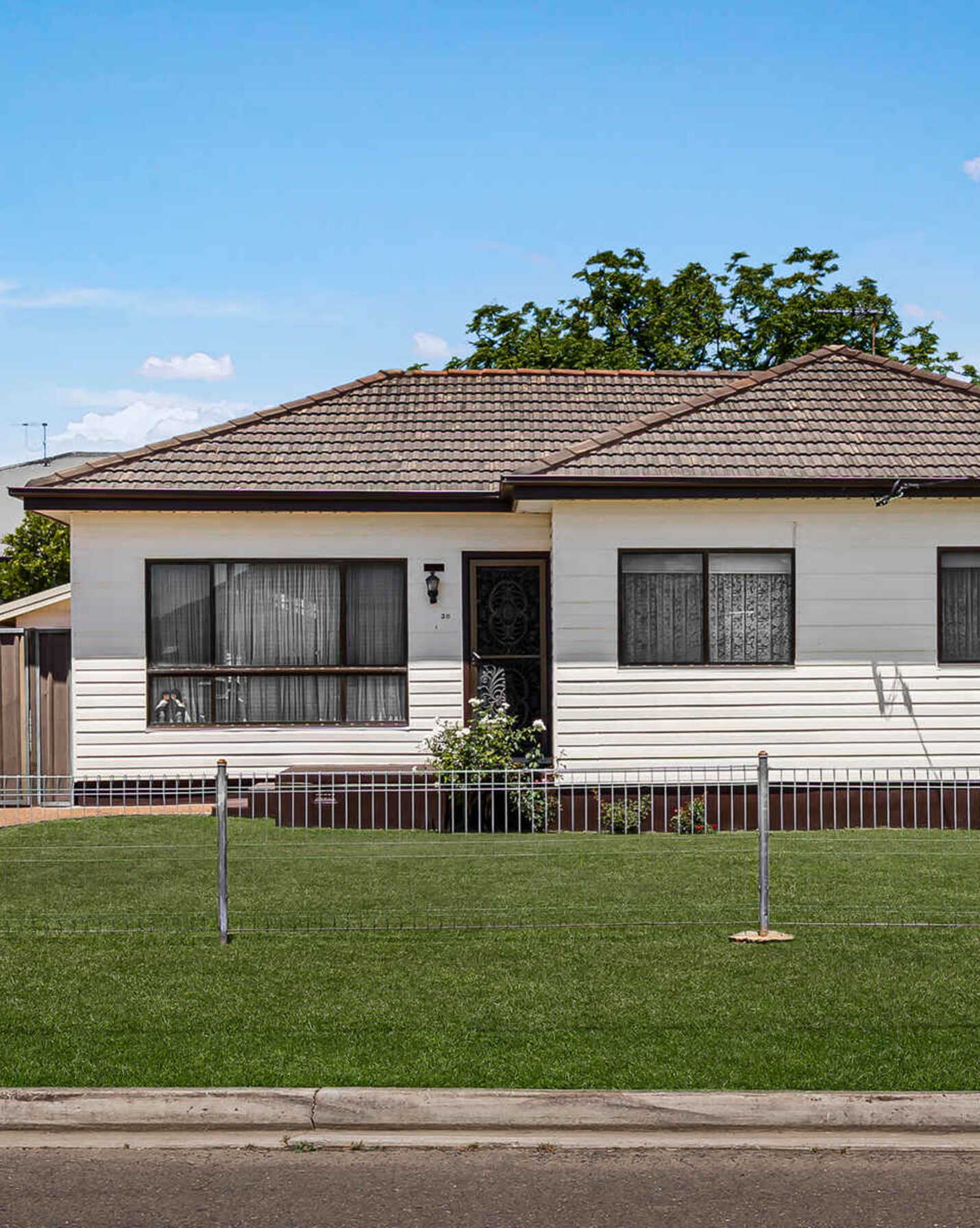 30 Gregory Avenue Oxley Park, Park - Thumbnail 2