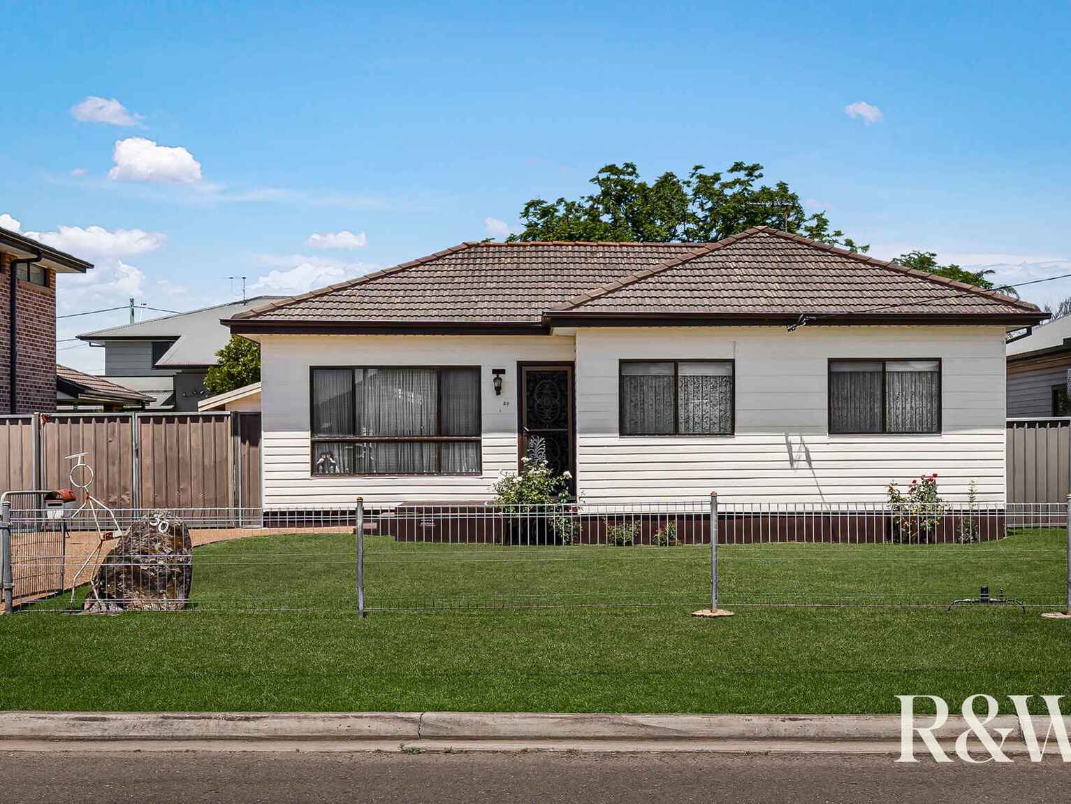 30 Gregory Avenue Oxley Park 30 Gregory Avenue Oxley Park