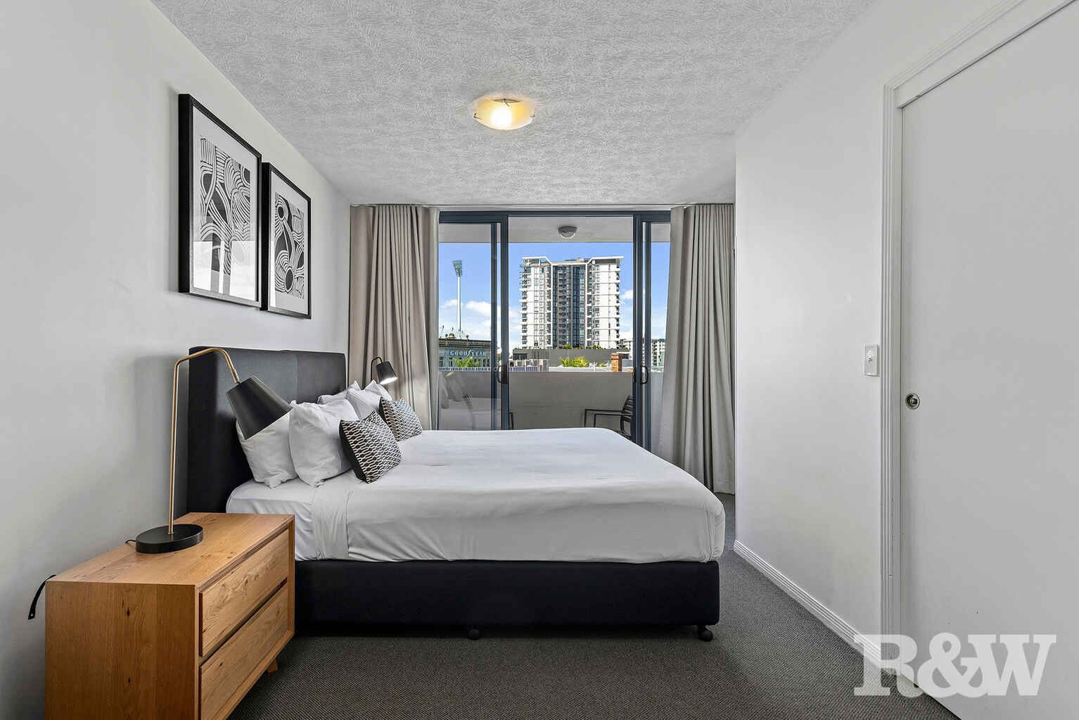 157/803 Stanley Street Woolloongabba