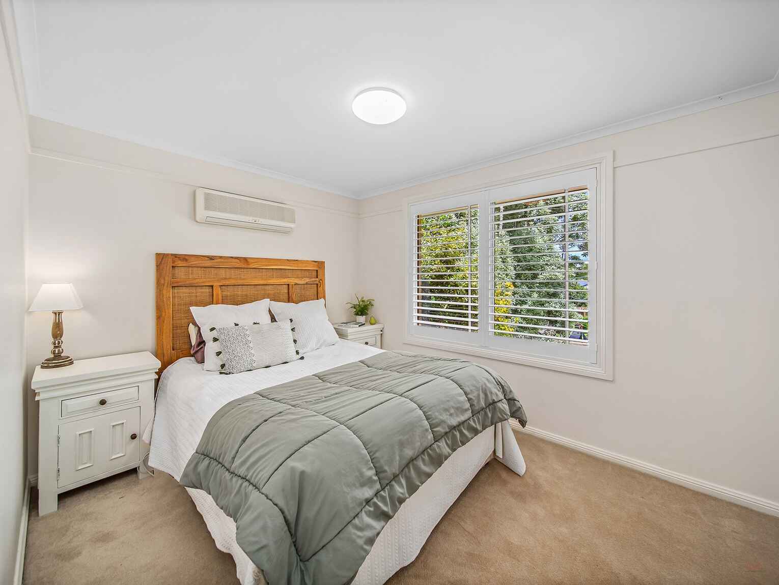 71 Middle Road Exeter