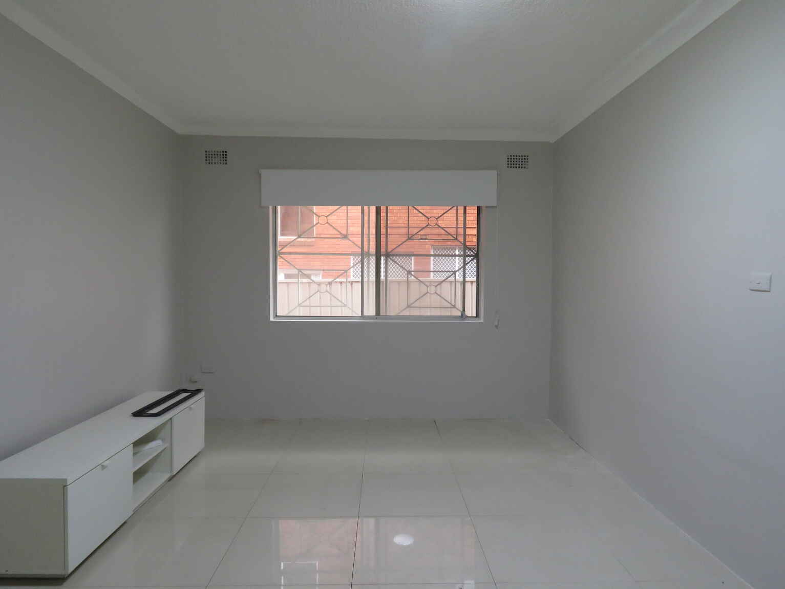 4/8 Calliope Street Guildford