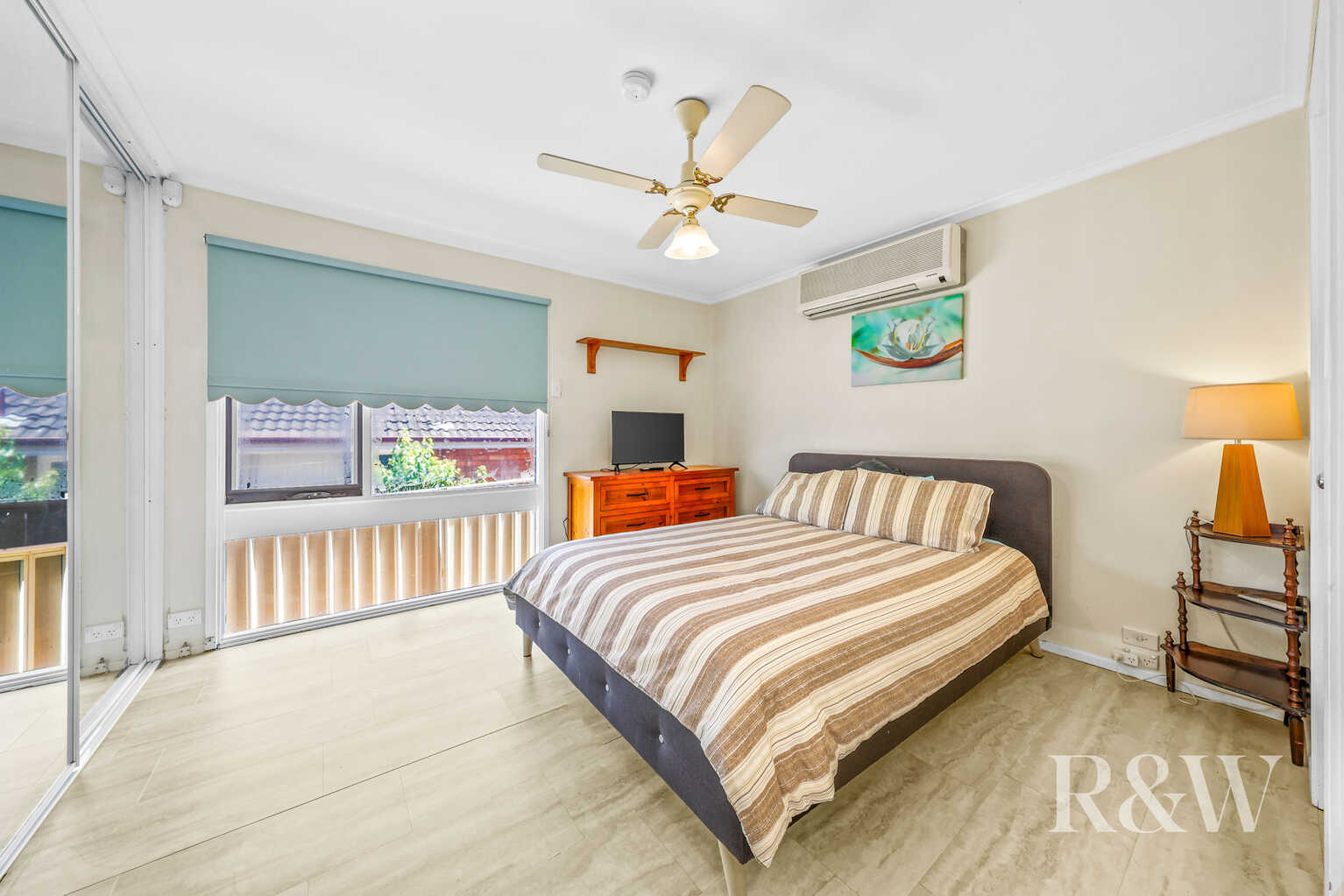 10 DICKENS ROAD Ambarvale 10 DICKENS ROAD Ambarvale