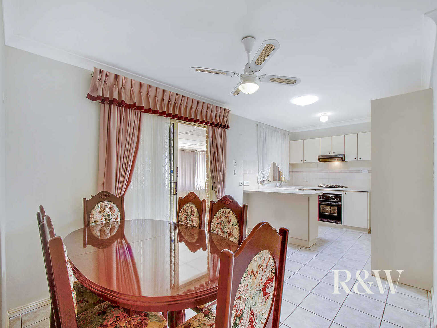 5 Shamrock Court St Clair 5 Shamrock Court St Clair
