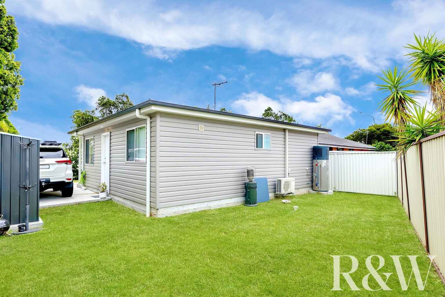 2 & 2A Francis Greenway Avenue St Clair 2 & 2A Francis Greenway Avenue St Clair