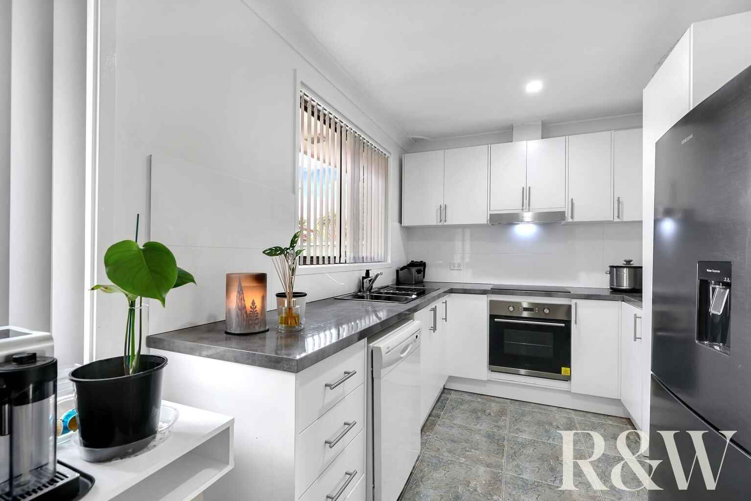 2 & 2A Francis Greenway Avenue St Clair 2 & 2A Francis Greenway Avenue St Clair