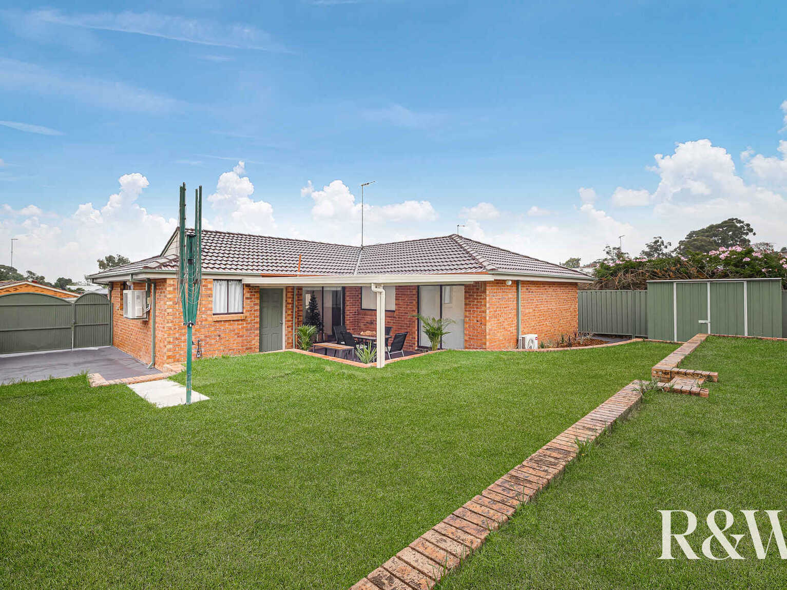 5 Cobbler Crescent Minchinbury