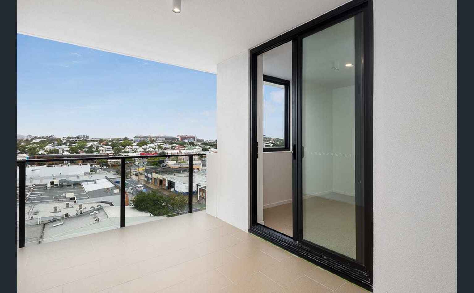 902/45 Wellington Road East Brisbane 902/45 Wellington Road East Brisbane