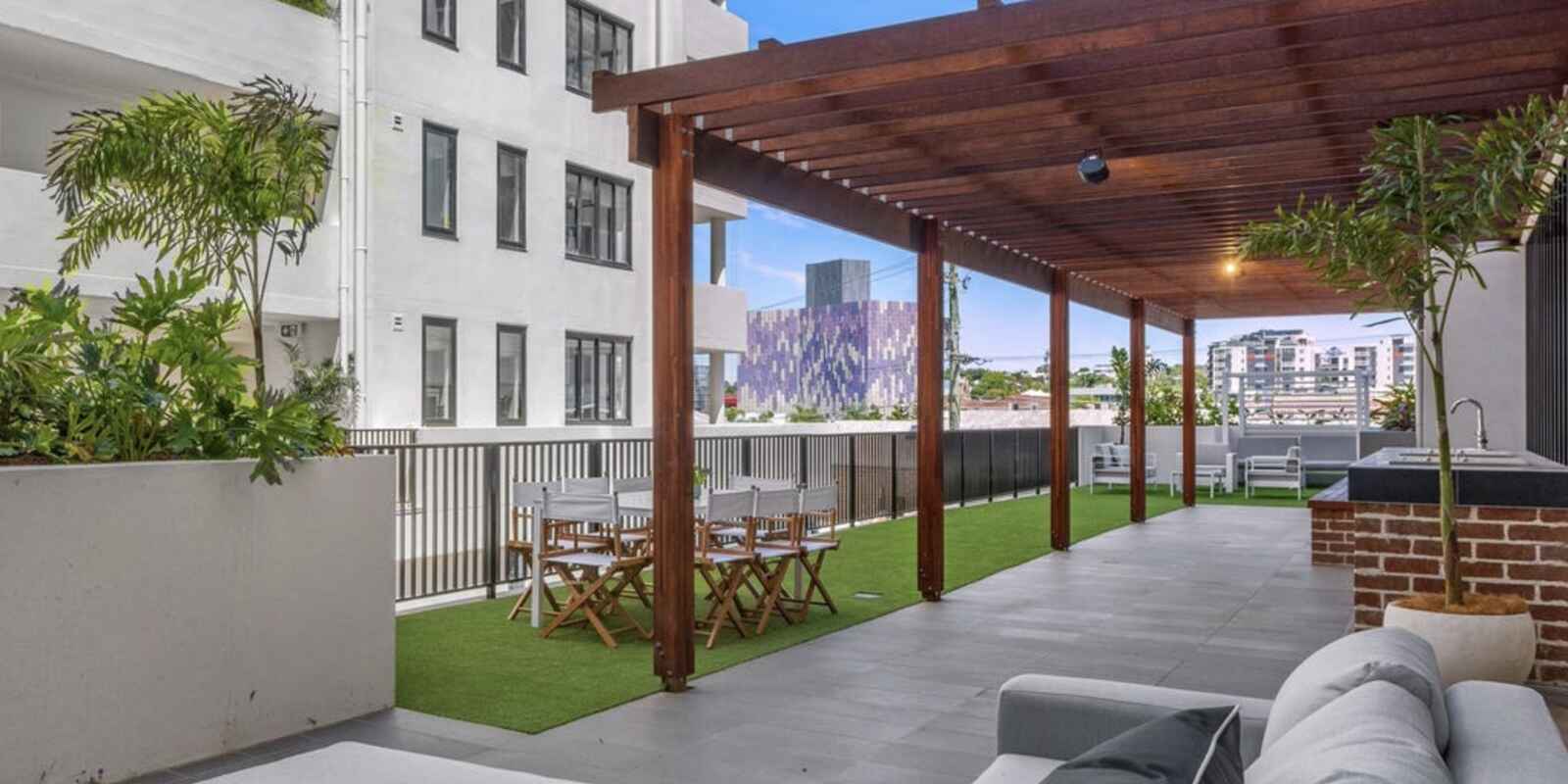 902/45 Wellington Road East Brisbane 902/45 Wellington Road East Brisbane